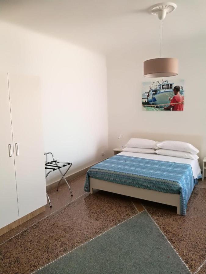 SETTIMO SOLE Affitta Camere Taranto Esterno foto